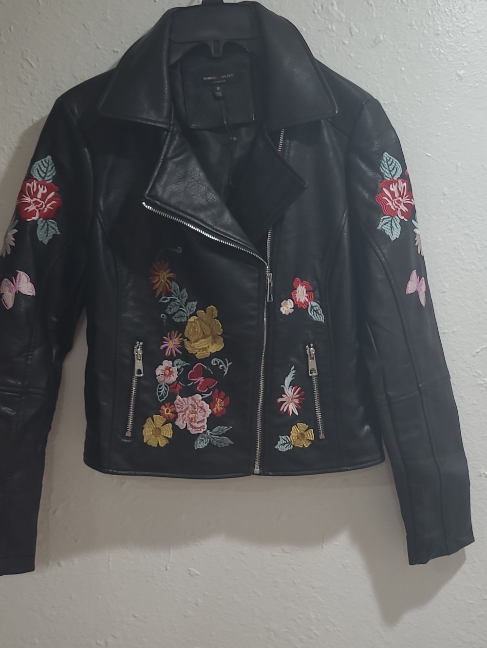Romeo & Juliet Couture Black Faux Leather Floral Embroidered Moto Jacket